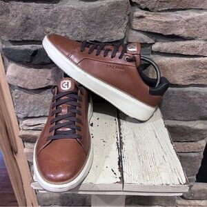 Cole Haan Brown and White‎ Leather Sneakers Grand series men’s size 8